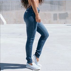 Women’s barbell apparel jeans.
